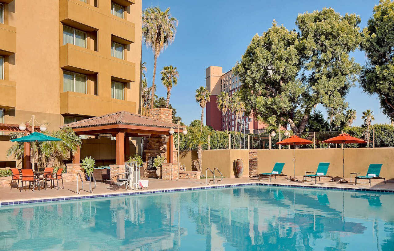 Отель Four Points By Sheraton Los Angeles Westside Экстерьер фото